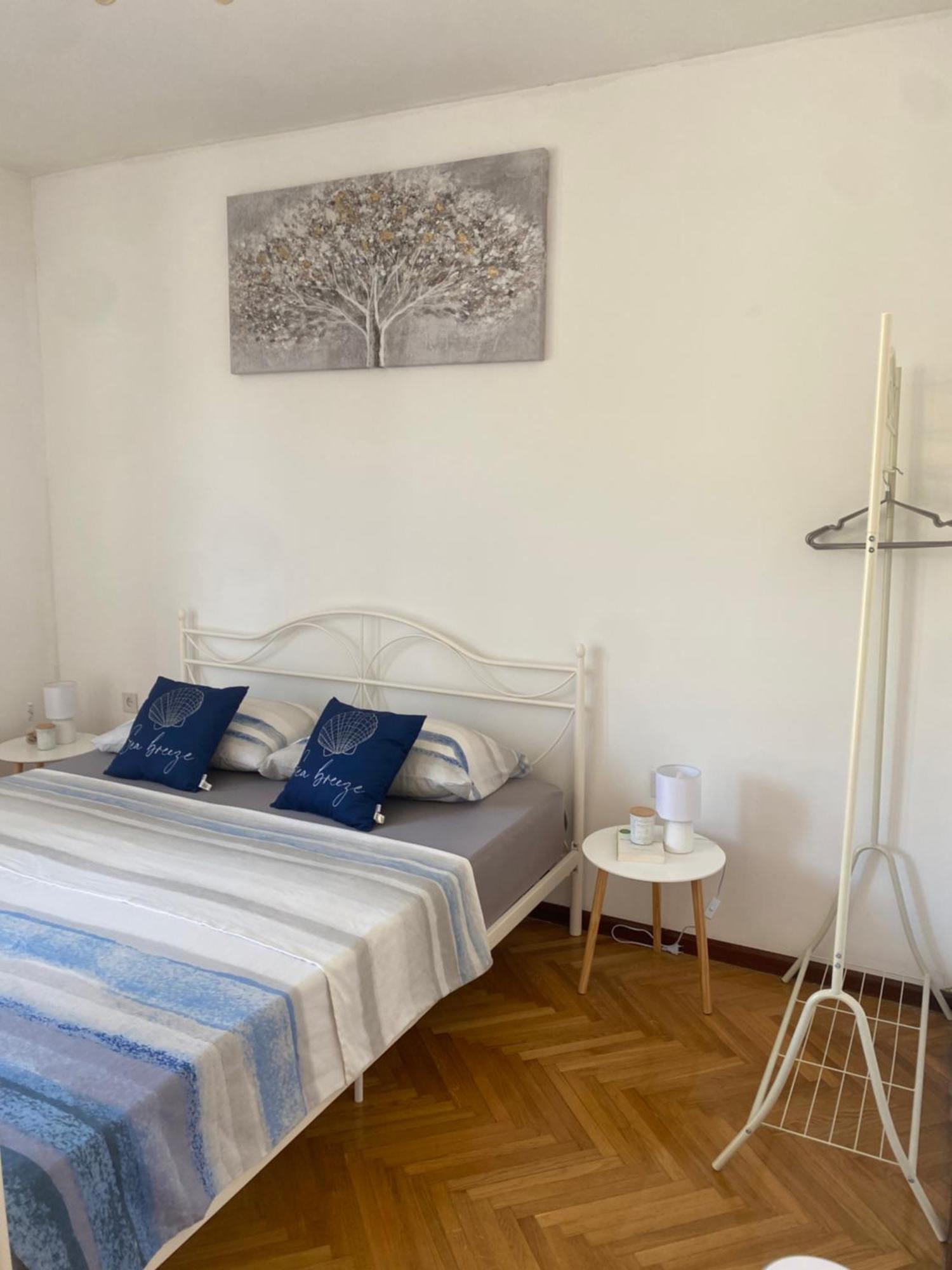 Apartment Niko - Self Check - In Split Eksteriør billede
